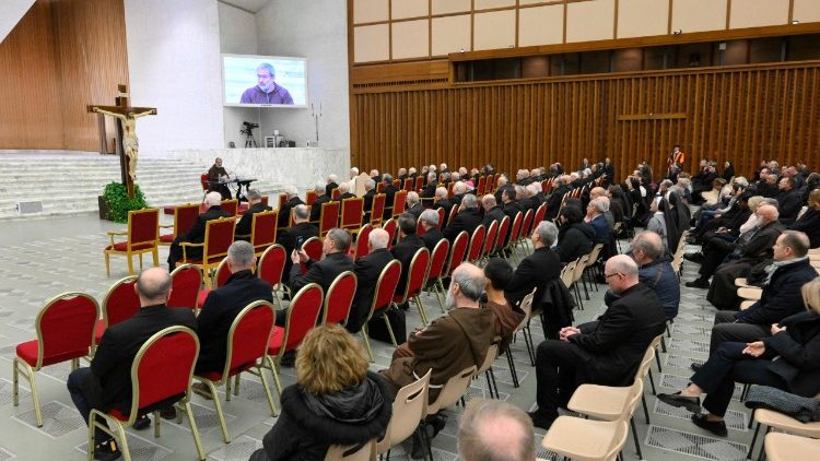 Terceira medita&ccedil;&atilde;o da quaresma na Sala Paulo VI