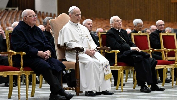 Papa Le&atilde;o XIV acompanhou a medita&ccedil;&atilde;o da quaresma