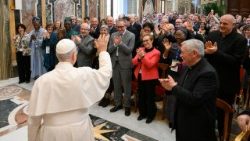 Papa Leone XIV nell'udienza ai membri del Movimento dei Focolari