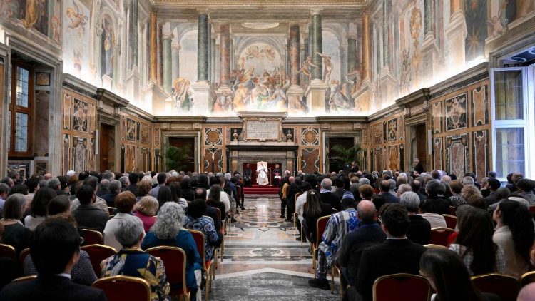 Papież wskazał, że charyzmat jedności i życia wsp&oacute;lnotowego należy oprzeć na prawdzie,