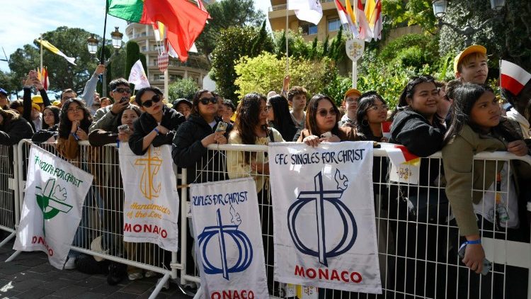 Papież spotkał się z młodzieżą i katechumenami monakijskimi