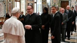 കൂടിക്കാഴ്ചയുടെ അവസരത്തിൽ പാപ്പാ 