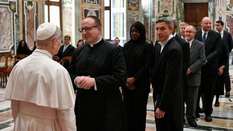 കൂടിക്കാഴ്ചയുടെ അവസരത്തിൽ പാപ്പാ 