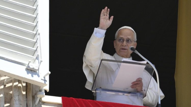 Le Pape Léon XIV, lors de la prière du Regina Caeli ce lundi de Pâques.