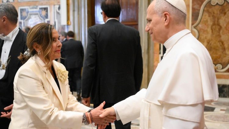 Leon XIV przypomniał, że troska o potrzeby człowieka od zawsze znajduje się w centrum nauczania Kościoła