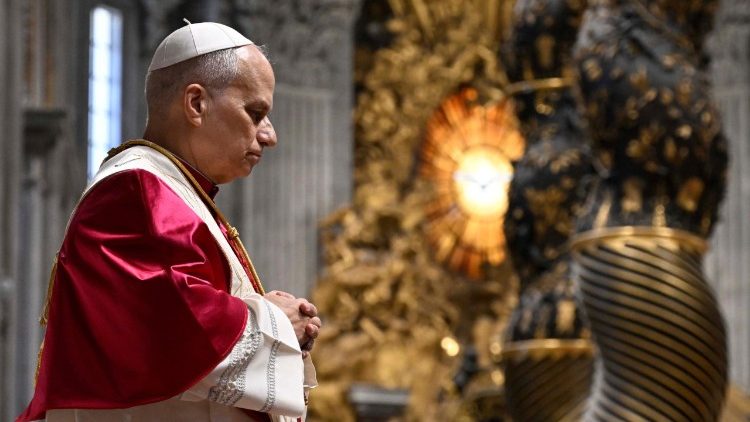 Папа падчас малітоўнага чування ў інтэнцыі міру ў Ватыкане