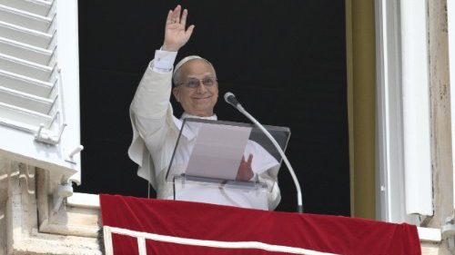 Il Papa: la fede nasce dall’incontro, riscoprire l’Eucaristia domenicale