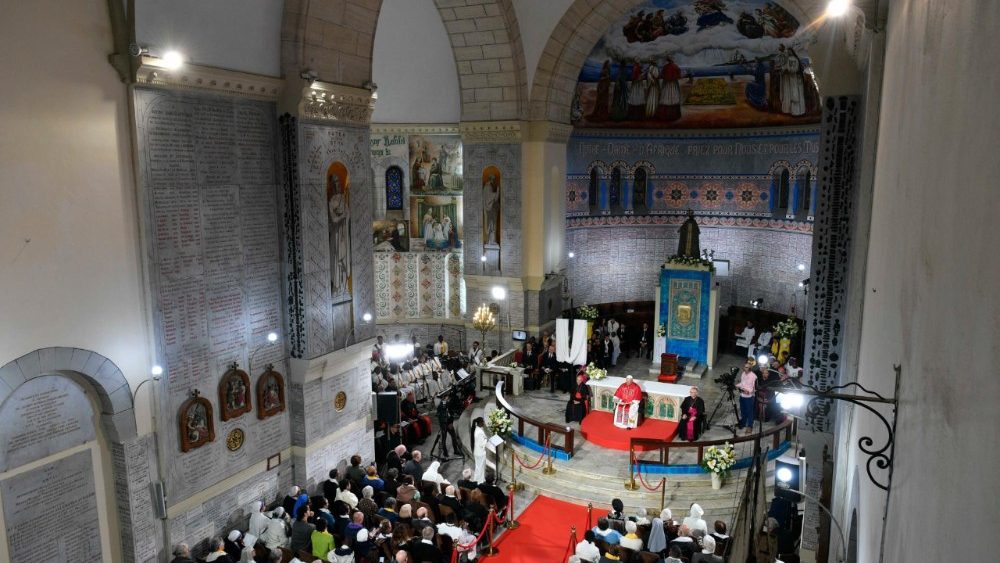 Візіт Папы ў Базіліку Маці Божай Афрыканскай у Алжыры