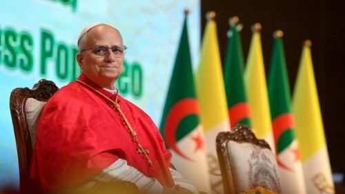 Pope in Algeria: Deserts and seas must be oases of peace, mutual enrichment