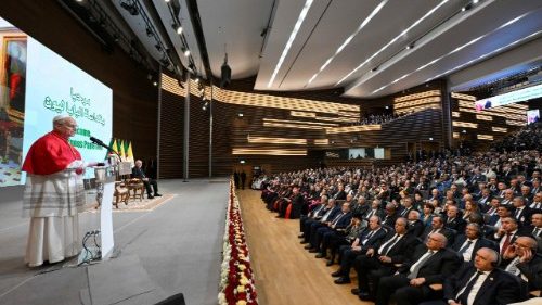 Devant les autorit&eacute;s alg&eacute;riennes, L&eacute;on XIV lance un appel &agrave; la paix et &agrave; la justice 