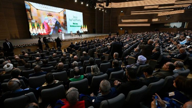 Discurso &agrave;s autoridades foi o segundo do Papa na Arg&eacute;lia