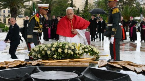 El Papa en Argelia: El futuro pertenece a los hombres y mujeres de paz