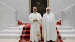 2026.04.13 Viaggio Apostolico in Algeria - Visita alla Grande Moschea