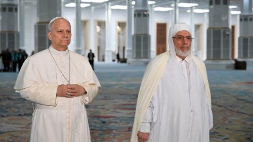 Leo XIV. besucht Gro&szlig;e Moschee in Algier