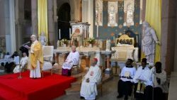 Đức Thánh Cha Lê  XIV cử hành Thánh lễ tại Vương cung thánh đường Thánh Augustinô, ngày 14.04.2026.