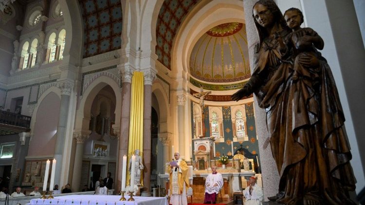 2026.04.14 Viaggio Apostolico in Algeria - Santa Messa nella Basilica di Santâ  Agostino