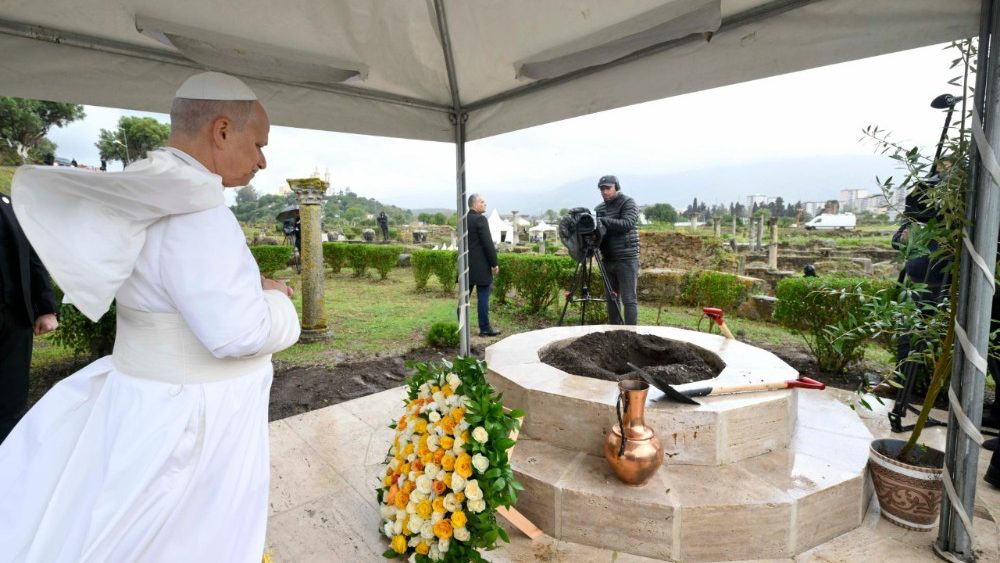 Papa Leoni XIV gjatë vizitave në vendin arkeologjik të Hippones, Annaba, Algjeri, 14 prill 2026. Anaba - Algjeri