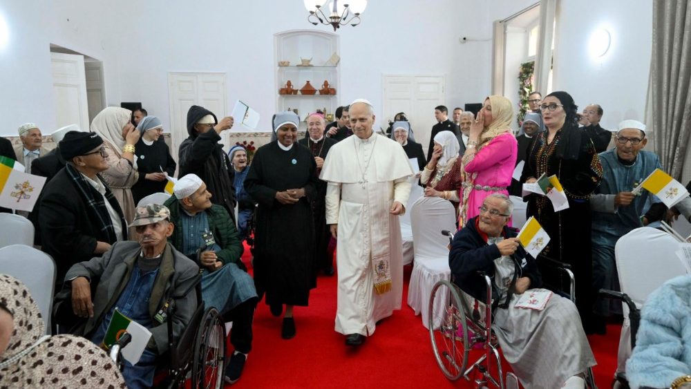 Návštěva domova pro seniory Malých sester chudých v Annabě, 14. 4. 2026