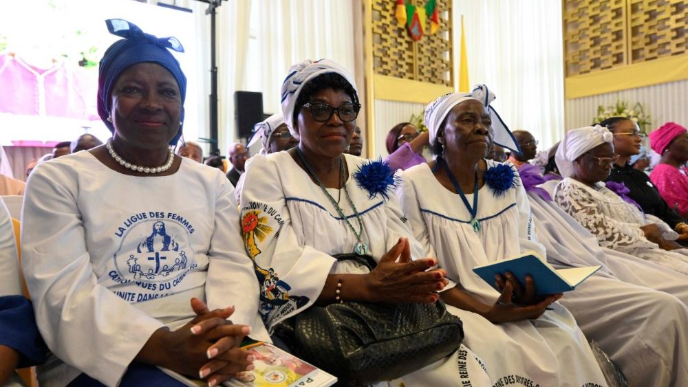 Падчас сустрэчы Льва XIV з прадстаўнікамі камерунскага грамадства і дыпламатыі