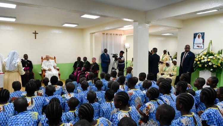 N&aacute;vštěva sirotčince Ngul Zamba, 15. 4. 2026