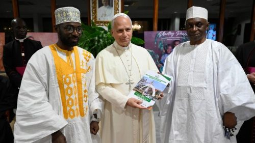 Papst trifft in Yaound&eacute; Muslime