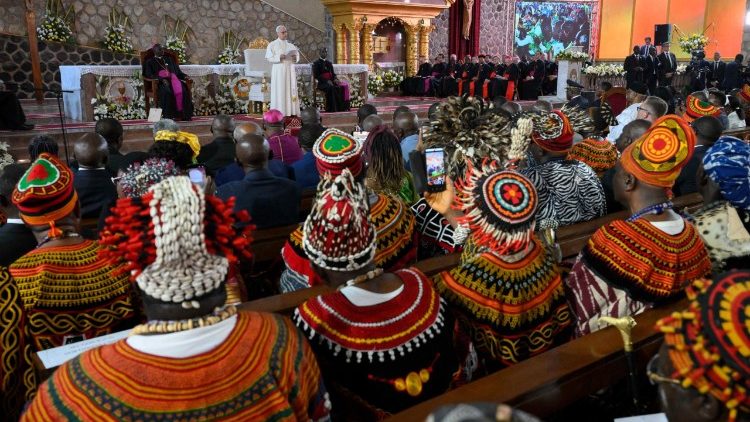 Papa katika Mkutano huko Bamenda