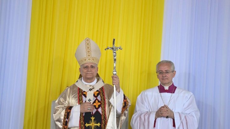 Papa wakati wa Ibada ya Misa huko Bamenda