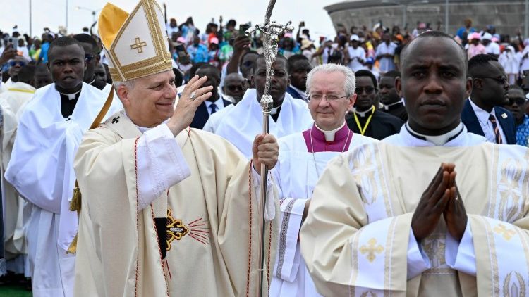 Misa ya Papa Leo huko Doula