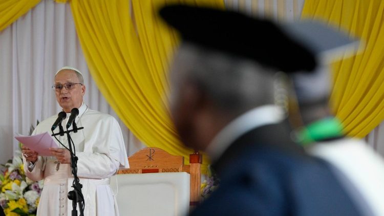 Il Papa mentre pronuncia il suo discorso