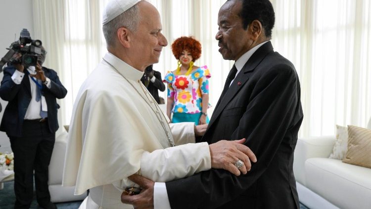 Pope Leo with the President of Cameroon