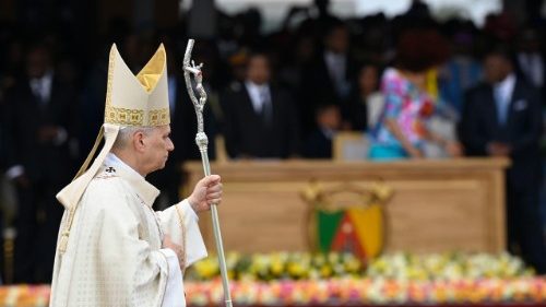 Wortlaut: Papst bei der Messe am Flughafen Yaound&eacute;-Ville (Kamerun)