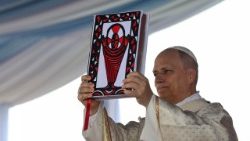 2026.04.18 Viaggio Apostolico in Camerun - Santa Messa presso lâ  Aeroporto di YaoundÃ©-Ville