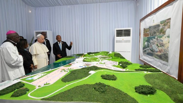 Il plastico del progetto della riqualificazione del sito del Santuario