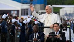 2026.04.19 Viaggio Apostolico in Angola - Preghiera del Santo Rosario