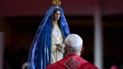 2026.04.19 Viaggio Apostolico in Angola - Preghiera del Santo Rosario