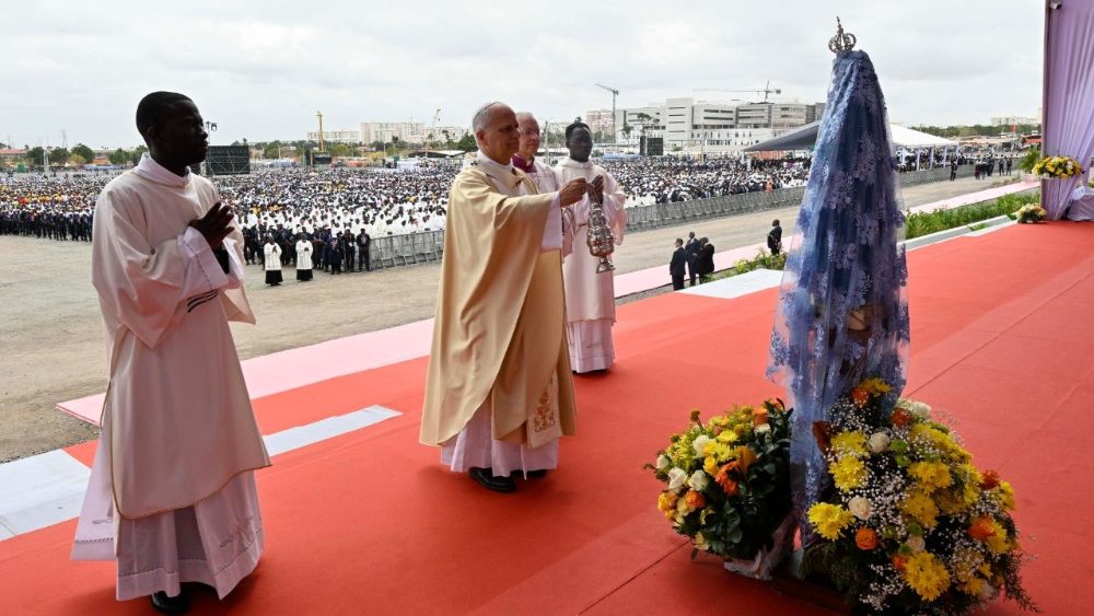 Leon al XIV-lea la Sfânta Liturghie de la Luanda, în Angola, duminică 19 aprilie 2026