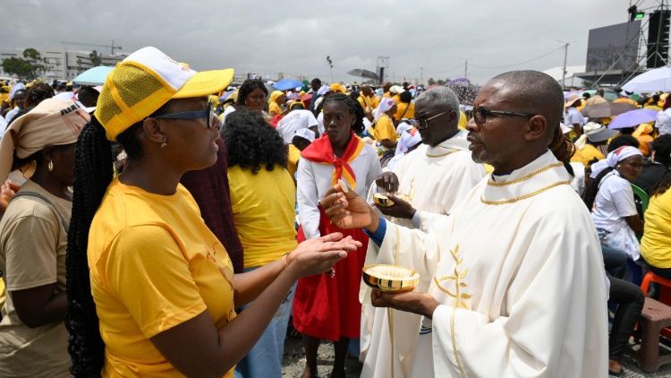 Jengeni uhusiano na Kristo Yesu katika: Sala, Neno na Ekaristi Takatifu