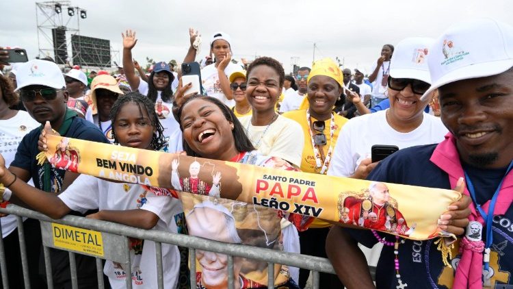 2026.04.19 Viaggio Apostolico in Angola - Santa Messa Nella spianata di Kilamba