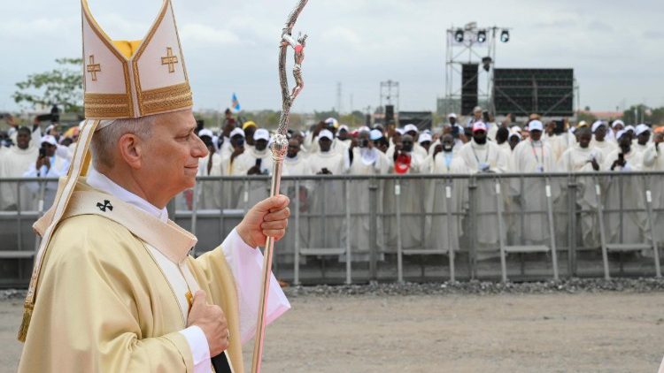 Zo svätej omše - Kilamba, Angola