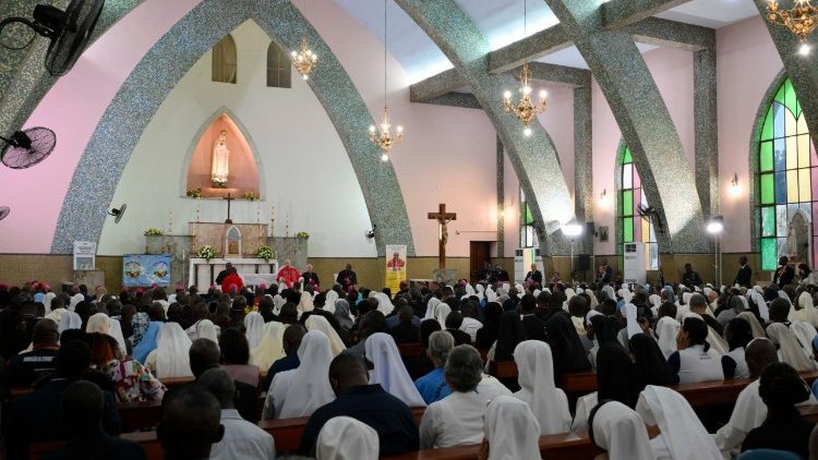 2026.04.20 Viaggio Apostolico in Angola - Incontro con i Vescovi, i Sacerdoti, i Consacrati, le Consacrate e gli Operatori pastorali