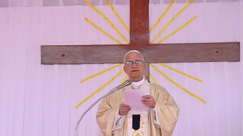 Papst in Bergbaustadt in Angola: Aufruf gegen Ausbeutung 
