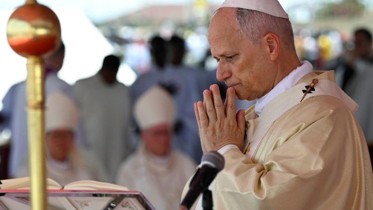 Il Papa nella messa celebrata a Saurimo