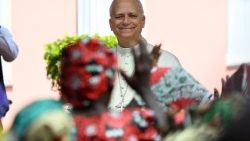 2026.04.20 Papa Leon al XIV-lea la Casa de primire a vârstnicilor din orașul angolez Saurimo 