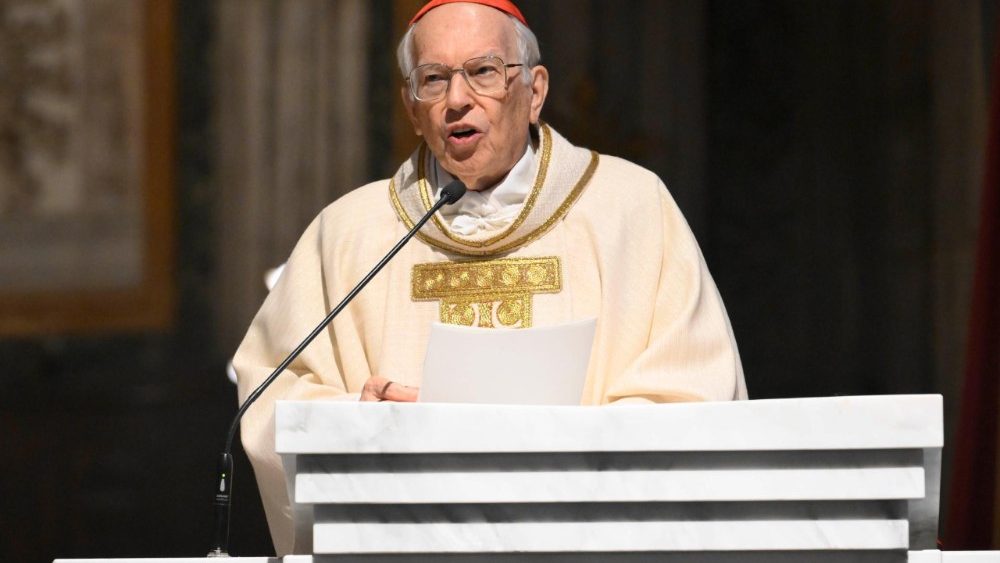 2026.04.21 Card. Re Rosario e S.Messa in occasione dell'Anniversario della morte di Papa Francesco