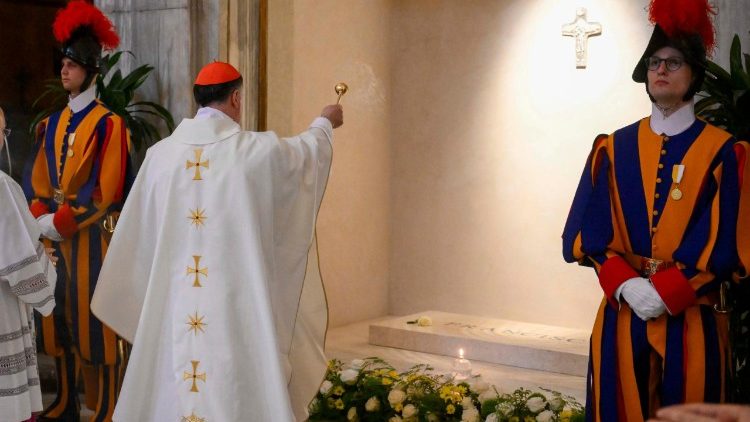 Célébration à Sainte-Marie-Majeure pour le premier anniversaire de la mort de François