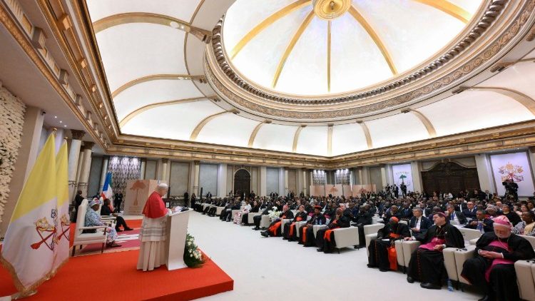El encuentro del Papa con las autoridades de Guinea Ecuatorial
