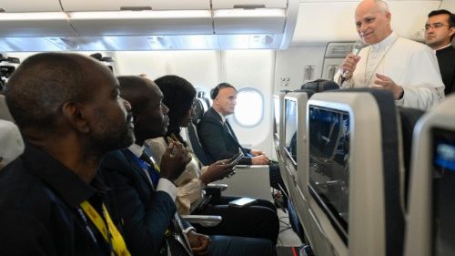 Il Papa: in Angola la Chiesa cresce e pu&ograve; aiutare a promuovere i diritti di tutti