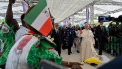 2026.04.21 Viaggio Apostolico in Guinea Equatoriale - Visita agli operatori e assistiti dellâ  Ospedale psichiatrico Jean-Pierre Olie