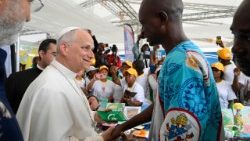2026.04.21 Viaggio Apostolico in Guinea Equatoriale - Visita agli operatori e assistiti dellâ  Ospedale psichiatrico Jean-Pierre Olie