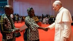 Đức Thánh Cha Lêô XIV gặp gỡ Giới trẻ và các Gia đình tại Sân vận động Bata, Guinea Xích Đạo, ngày 22.04.2026.